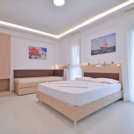 Evas Lejlighed Néoi Póroi